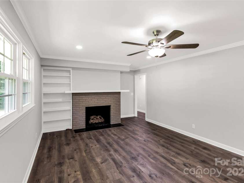 279 Bailey Road, Lancaster, SC 29720.  MLS# CAR4266475, YatesRealty ID 26272. 