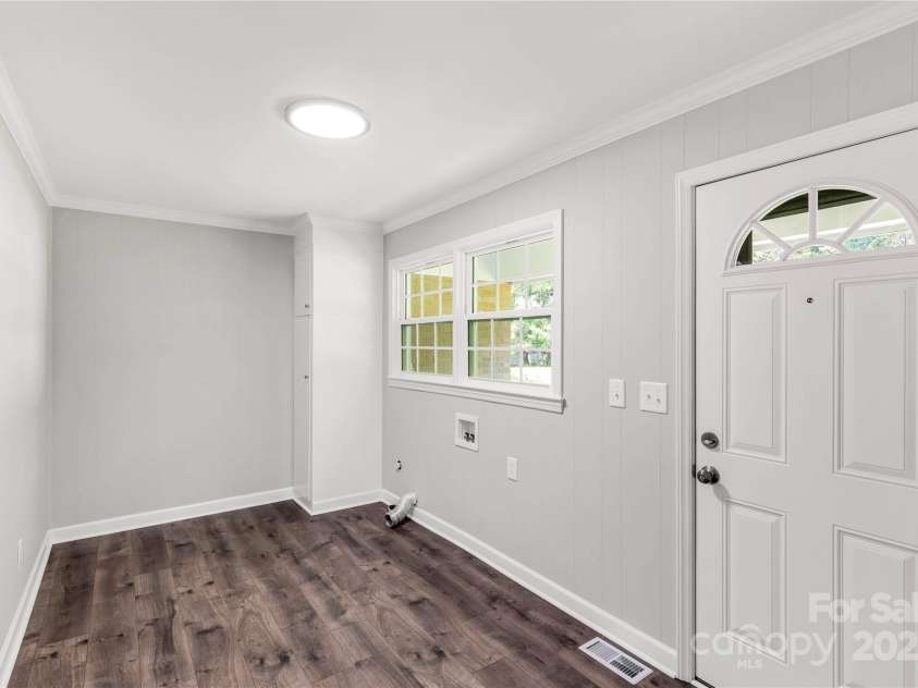 279 Bailey Road, Lancaster, SC 29720.  MLS# CAR4266475, YatesRealty ID 26272. 