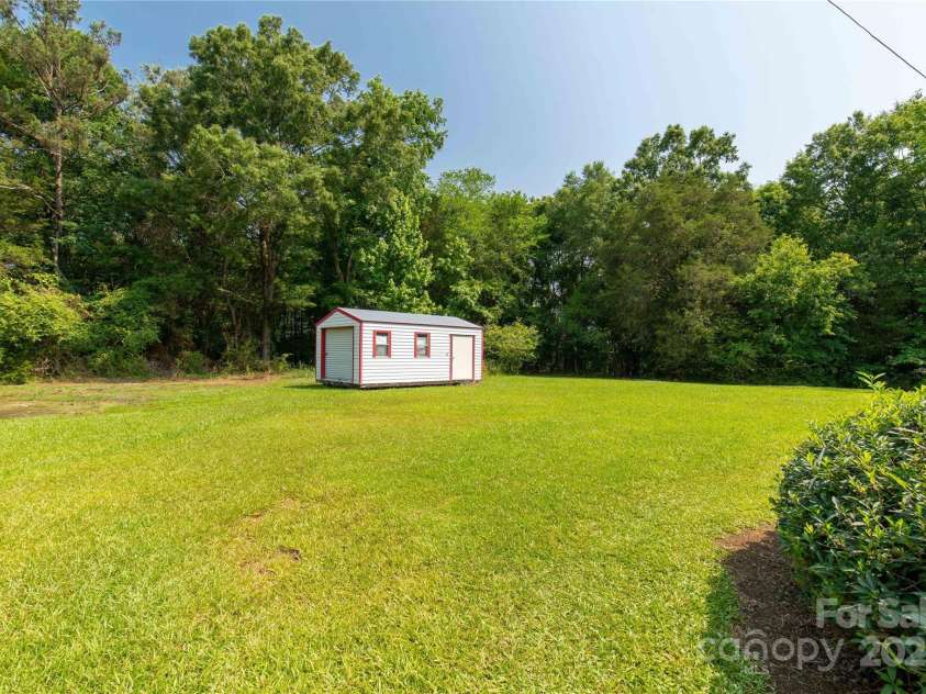 279 Bailey Road, Lancaster, SC 29720.  MLS# CAR4266475, YatesRealty ID 26272. 