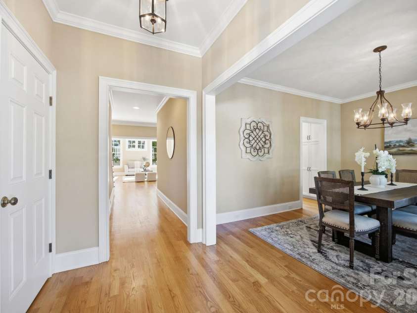 625 James Alexander Way, Davidson, NC 28036.  MLS# CAR4369988, YatesRealty ID 26272. 