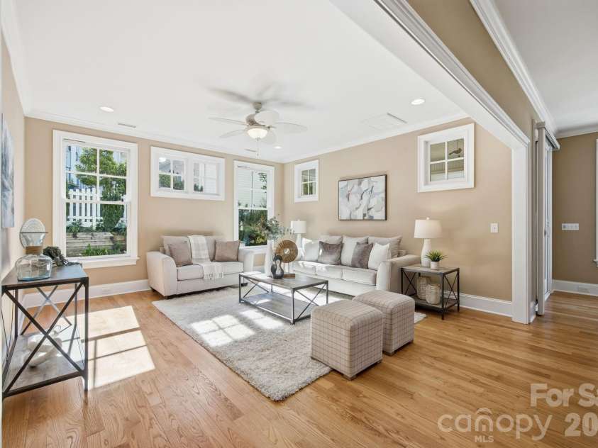 625 James Alexander Way, Davidson, NC 28036.  MLS# CAR4369988, YatesRealty ID 26272. 