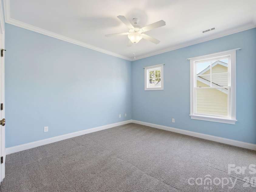 625 James Alexander Way, Davidson, NC 28036.  MLS# CAR4369988, YatesRealty ID 26272. 