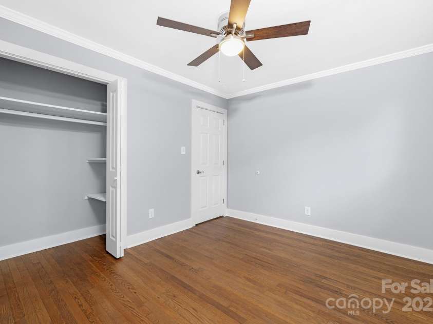 4838 Keats Avenue, Charlotte, NC 28212.  MLS# CAR4265813, YatesRealty ID 26273. 