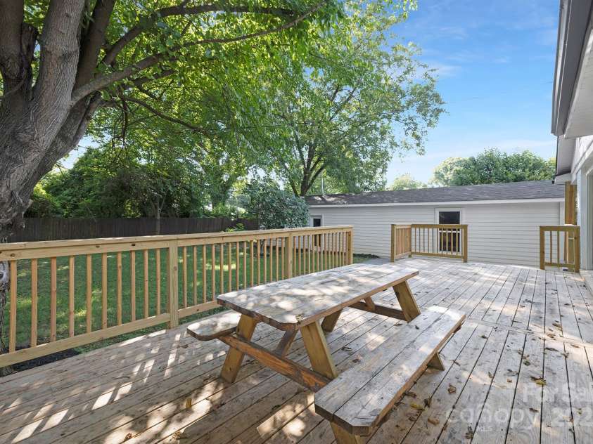 4838 Keats Avenue, Charlotte, NC 28212.  MLS# CAR4265813, YatesRealty ID 26273. 