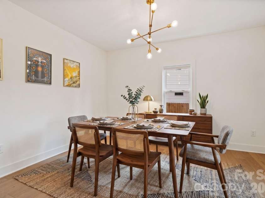1900 Arnold Drive, Charlotte, NC 28205.  MLS# CAR4384281, YatesRealty ID 26274. 