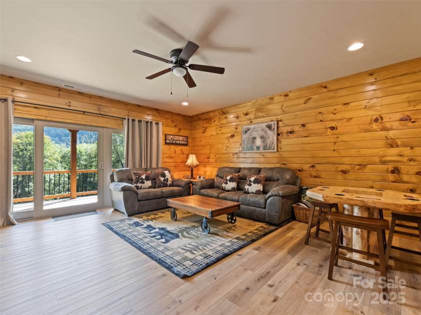 85 Iga Trail, Maggie Valley, NC 28751.  MLS# CAR4293610, YatesRealty ID 26274. 