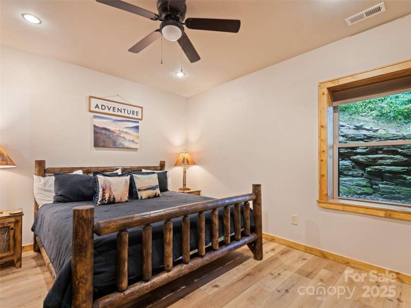 85 Iga Trail, Maggie Valley, NC 28751.  MLS# CAR4293610, YatesRealty ID 26274. 