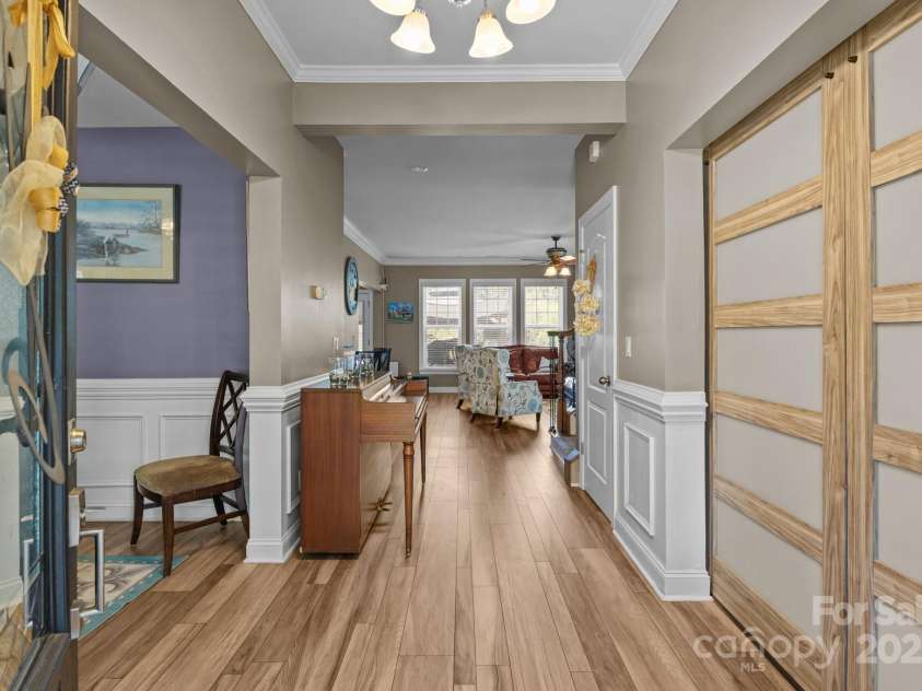 125 Snow Fountain Lane, Mooresville, NC 28115.  MLS# CAR4274171, YatesRealty ID 26276. 