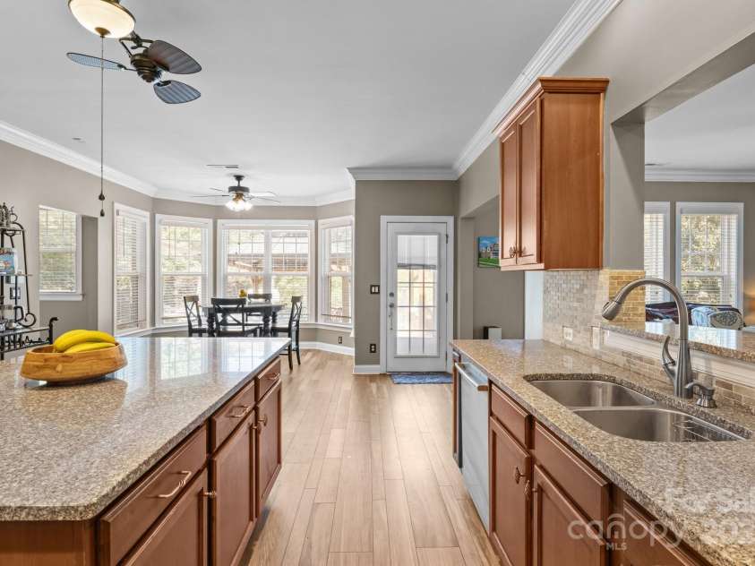 125 Snow Fountain Lane, Mooresville, NC 28115.  MLS# CAR4274171, YatesRealty ID 26276. 