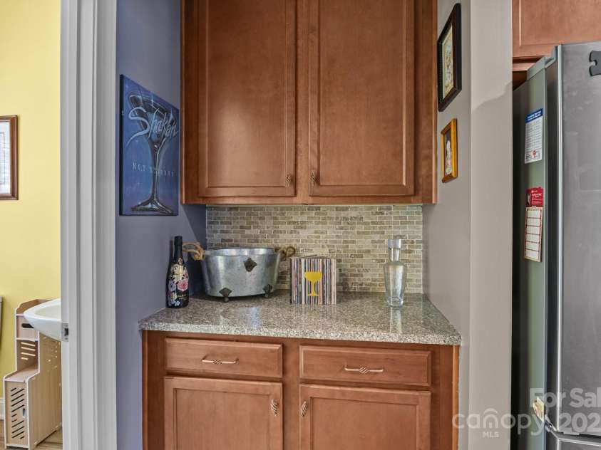 125 Snow Fountain Lane, Mooresville, NC 28115.  MLS# CAR4274171, YatesRealty ID 26276. 