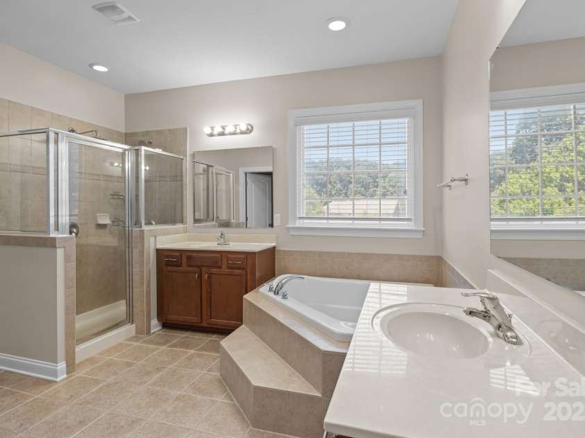 125 Snow Fountain Lane, Mooresville, NC 28115.  MLS# CAR4274171, YatesRealty ID 26276. 