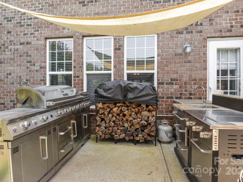 125 Snow Fountain Lane, Mooresville, NC 28115.  MLS# CAR4274171, YatesRealty ID 26276. 