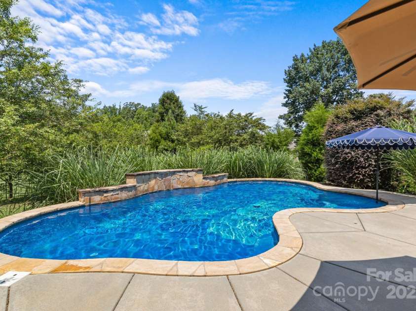 125 Snow Fountain Lane, Mooresville, NC 28115.  MLS# CAR4274171, YatesRealty ID 26276. 