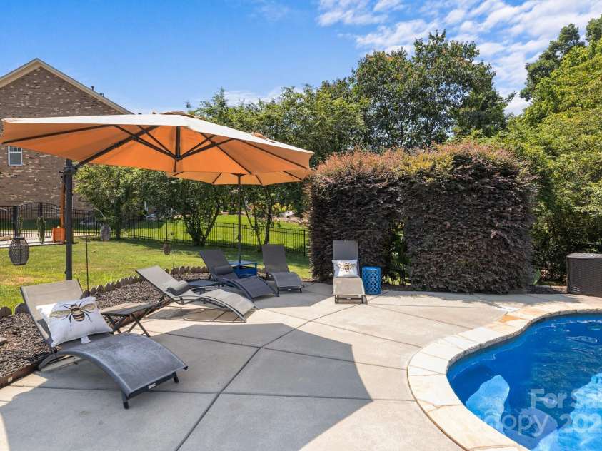 125 Snow Fountain Lane, Mooresville, NC 28115.  MLS# CAR4274171, YatesRealty ID 26276. 