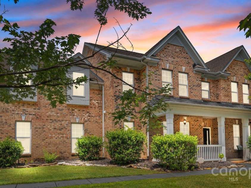 125 Snow Fountain Lane, Mooresville, NC 28115.  MLS# CAR4274171, YatesRealty ID 26276. 