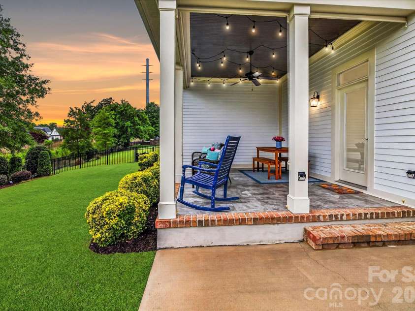332 Sensibility Circle, Fort Mill, SC 29708.  MLS# CAR4384006, YatesRealty ID 26277. 