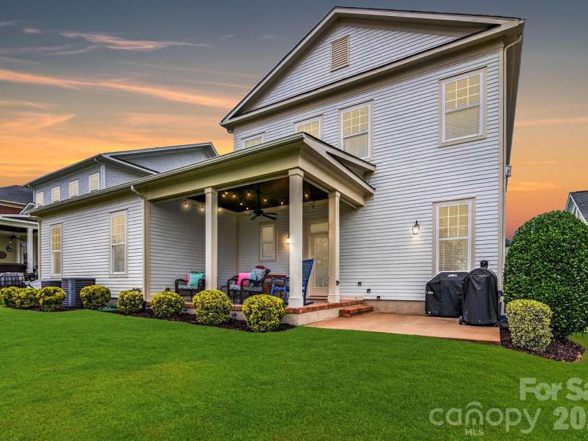 332 Sensibility Circle, Fort Mill, SC 29708.  MLS# CAR4384006, YatesRealty ID 26277. 