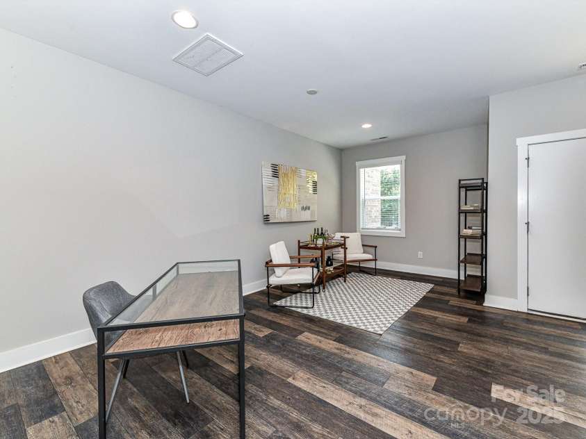 1116 36th Street, Charlotte, NC 28205.  MLS# CAR4273340, YatesRealty ID 26278. 