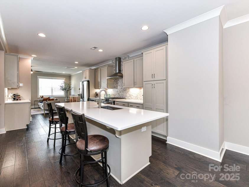 1116 36th Street, Charlotte, NC 28205.  MLS# CAR4273340, YatesRealty ID 26278. 