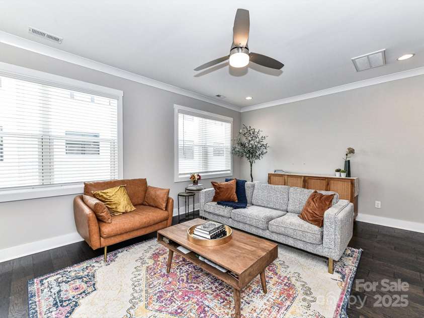 1116 36th Street, Charlotte, NC 28205.  MLS# CAR4273340, YatesRealty ID 26278. 