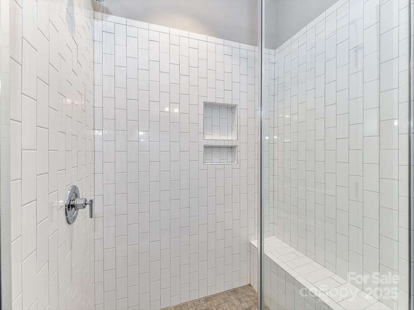 1116 36th Street, Charlotte, NC 28205.  MLS# CAR4273340, YatesRealty ID 26278. 