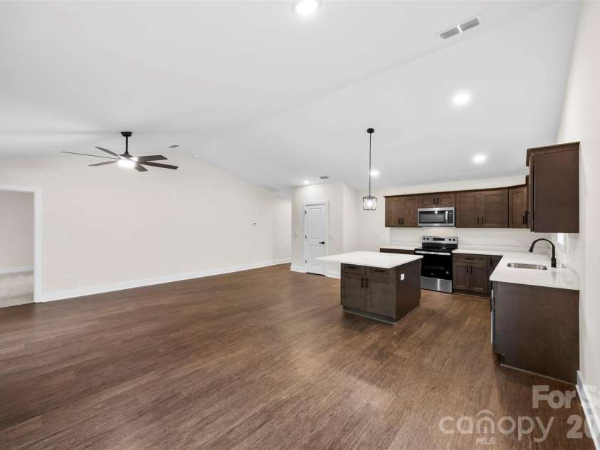 200 Knollwood Circle, Albemarle, NC 28001.  MLS# CAR4377154, YatesRealty ID 26278. 