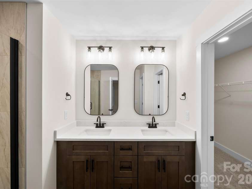 200 Knollwood Circle, Albemarle, NC 28001.  MLS# CAR4377154, YatesRealty ID 26278. 