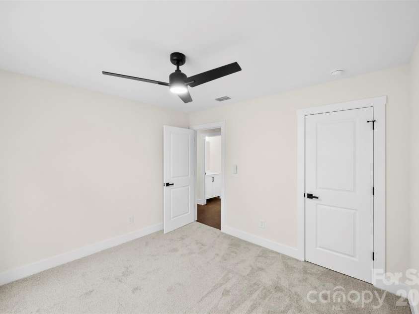 200 Knollwood Circle, Albemarle, NC 28001.  MLS# CAR4377154, YatesRealty ID 26278. 