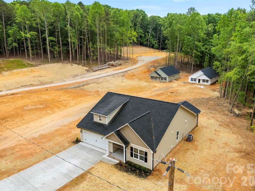 200 Knollwood Circle, Albemarle, NC 28001.  MLS# CAR4377154, YatesRealty ID 26278. 