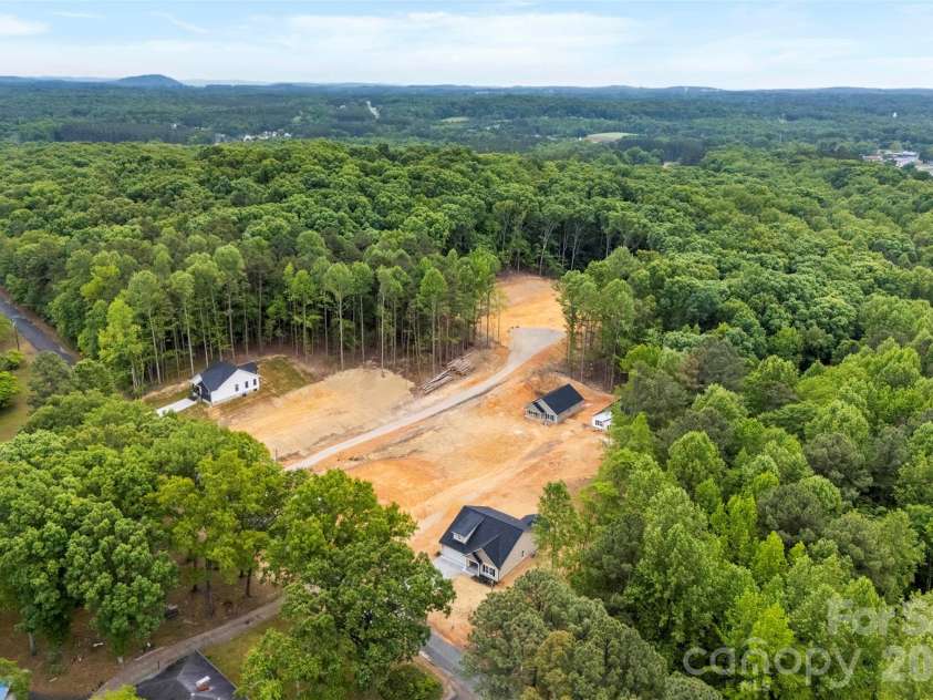 200 Knollwood Circle, Albemarle, NC 28001.  MLS# CAR4377154, YatesRealty ID 26278. 