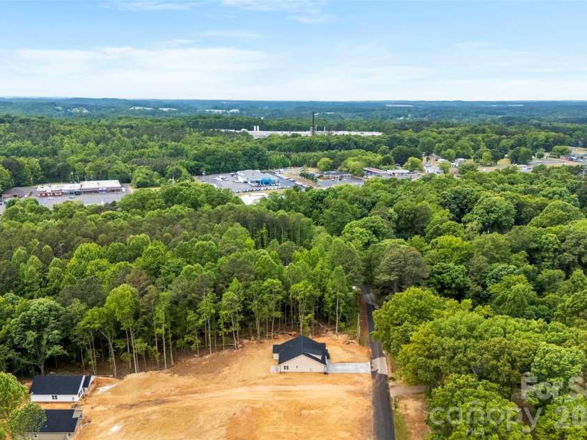 200 Knollwood Circle, Albemarle, NC 28001.  MLS# CAR4377154, YatesRealty ID 26278. 