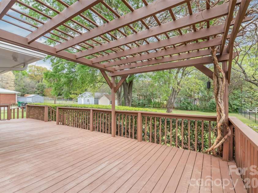 7537 Monroe Road, Charlotte, NC 28212.  MLS# CAR4363203, YatesRealty ID 26279. Back Deck
