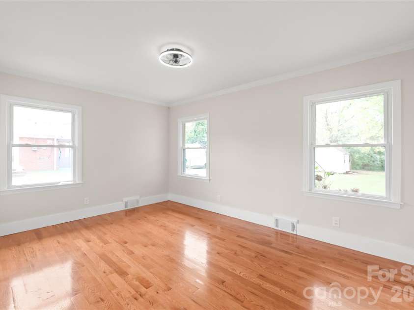 7537 Monroe Road, Charlotte, NC 28212.  MLS# CAR4363203, YatesRealty ID 26279. Bedroom 2