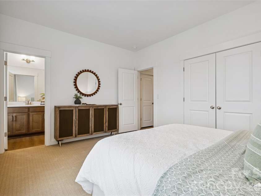 7228 Westrow Avenue, Charlotte, NC 28278.  MLS# CAR4352441, YatesRealty ID 2628. 