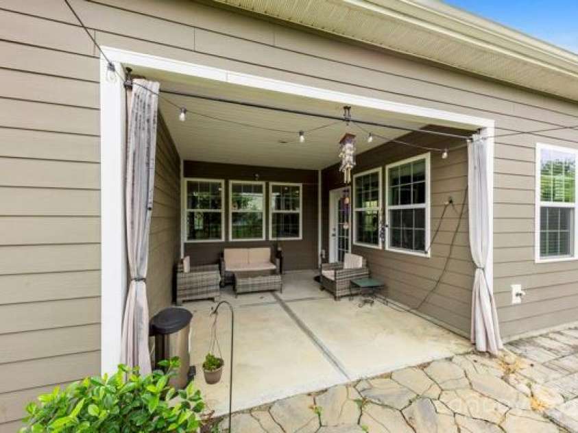 12611 Chantrey Way, Huntersville, NC 28078.  MLS# CAR4280068, YatesRealty ID 26283. Back Patio