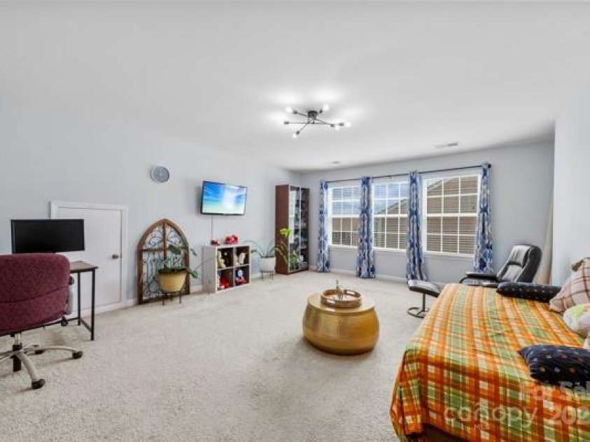 12611 Chantrey Way, Huntersville, NC 28078.  MLS# CAR4280068, YatesRealty ID 26283. Loft/Flex Space