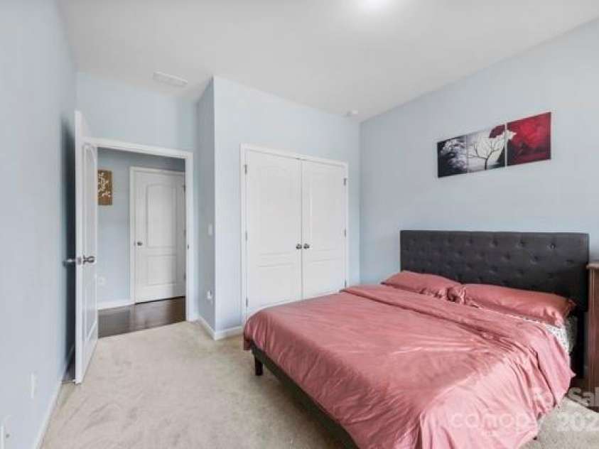 12611 Chantrey Way, Huntersville, NC 28078.  MLS# CAR4280068, YatesRealty ID 26283. Secondary Bedroom