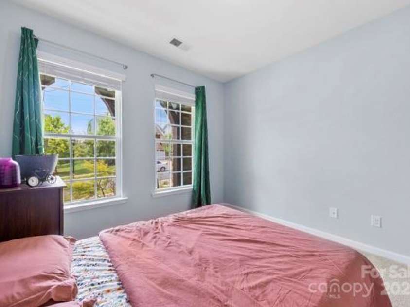 12611 Chantrey Way, Huntersville, NC 28078.  MLS# CAR4280068, YatesRealty ID 26283. Secondary Bedroom