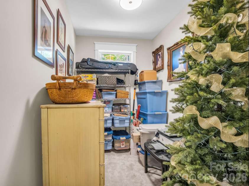 564 Sweet Birch Park Lane, Black Mountain, NC 28711.  MLS# CAR4380422, YatesRealty ID 26283. 