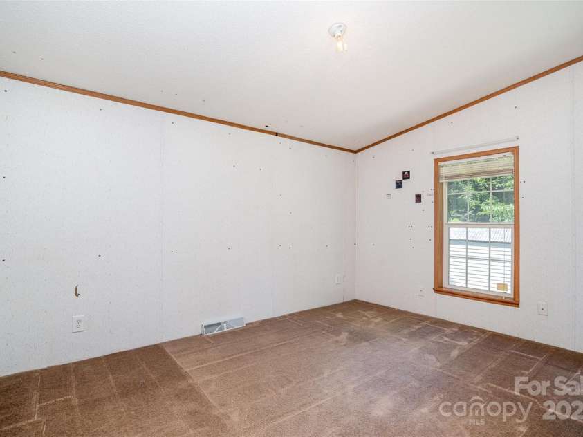495 Brumley Road, Mooresville, NC 28115.  MLS# CAR4272935, YatesRealty ID 26284. Room 3