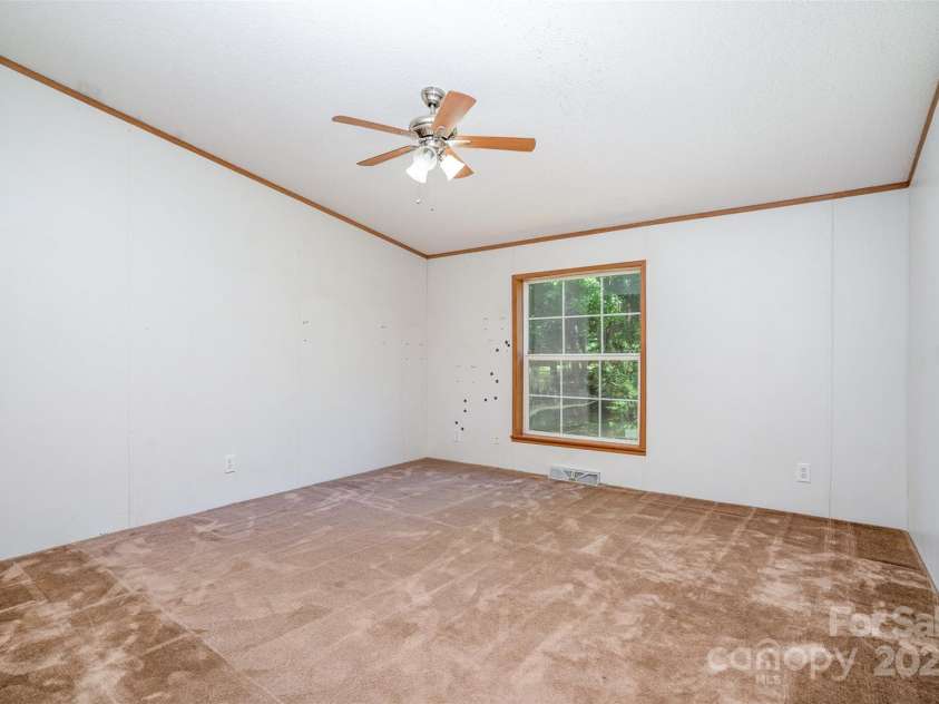 495 Brumley Road, Mooresville, NC 28115.  MLS# CAR4272935, YatesRealty ID 26284. Room 4