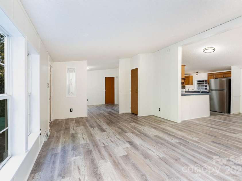 495 Brumley Road, Mooresville, NC 28115.  MLS# CAR4309551, YatesRealty ID 26284. 