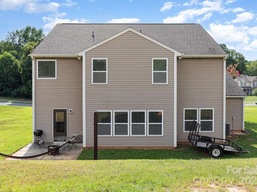 10904 Flintshire Road, Mint Hill, NC 28227.  MLS# CAR4279247, YatesRealty ID 26285. 