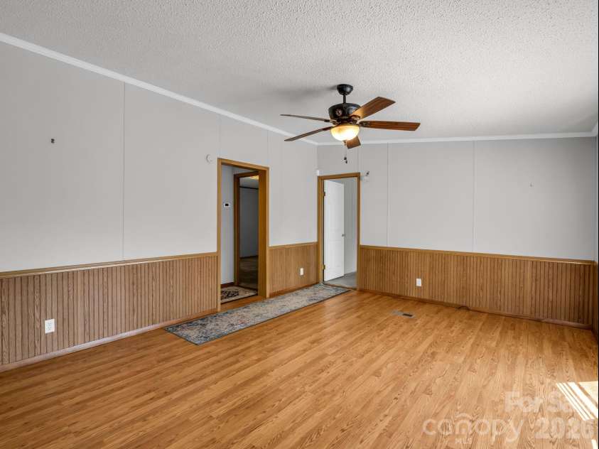 213 Old State Ten Road, Black Mountain, NC 28711.  MLS# CAR4375509, YatesRealty ID 26285. 