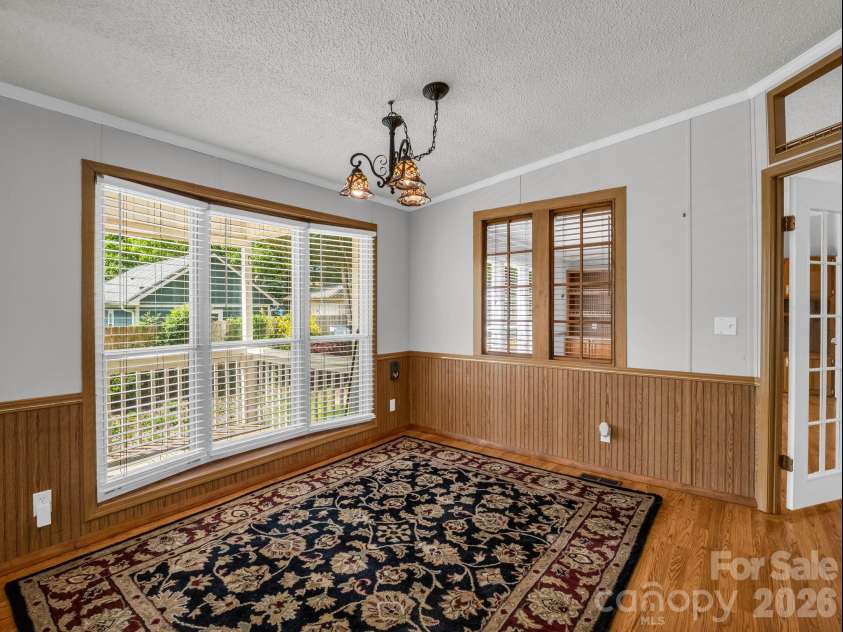 213 Old State Ten Road, Black Mountain, NC 28711.  MLS# CAR4375509, YatesRealty ID 26285. 
