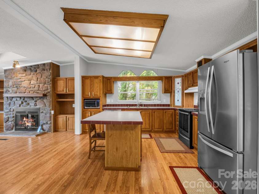 213 Old State Ten Road, Black Mountain, NC 28711.  MLS# CAR4375509, YatesRealty ID 26285. 