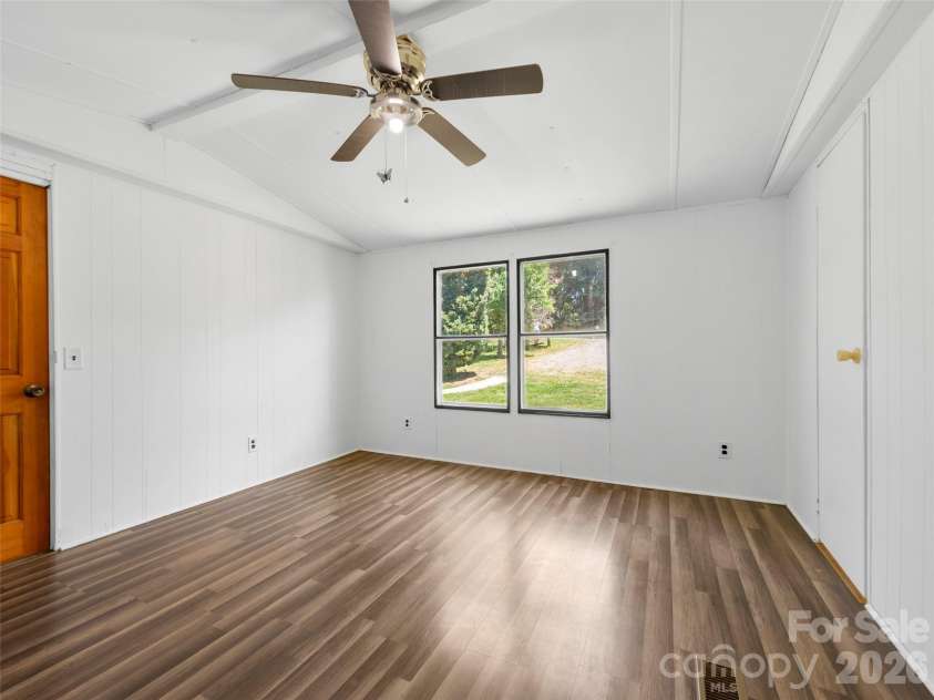 32 Noland Hills Drive, Leicester, NC 28748.  MLS# CAR4379480, YatesRealty ID 26287. 