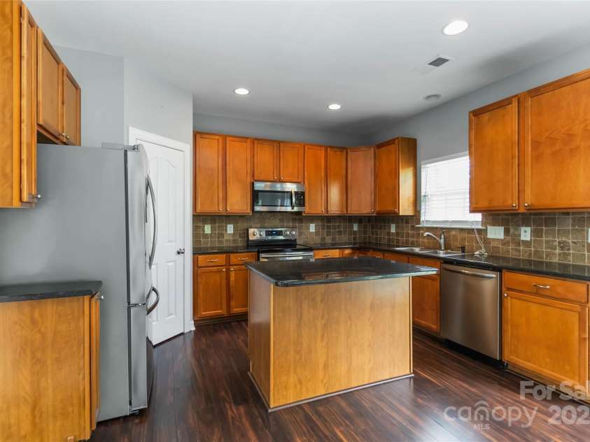 5248 Ellie Court, Concord, NC 28025.  MLS# CAR4281338, YatesRealty ID 26288. 