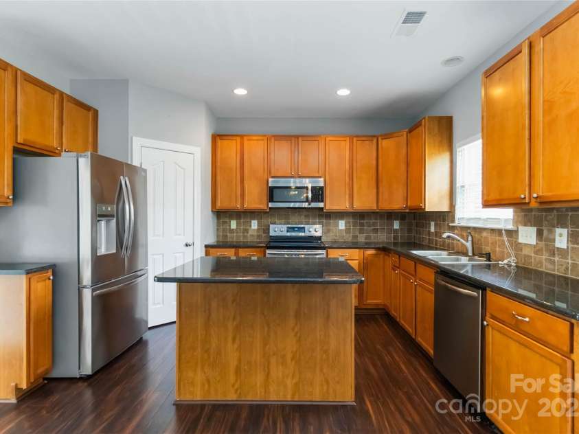 5248 Ellie Court, Concord, NC 28025.  MLS# CAR4281338, YatesRealty ID 26288. 