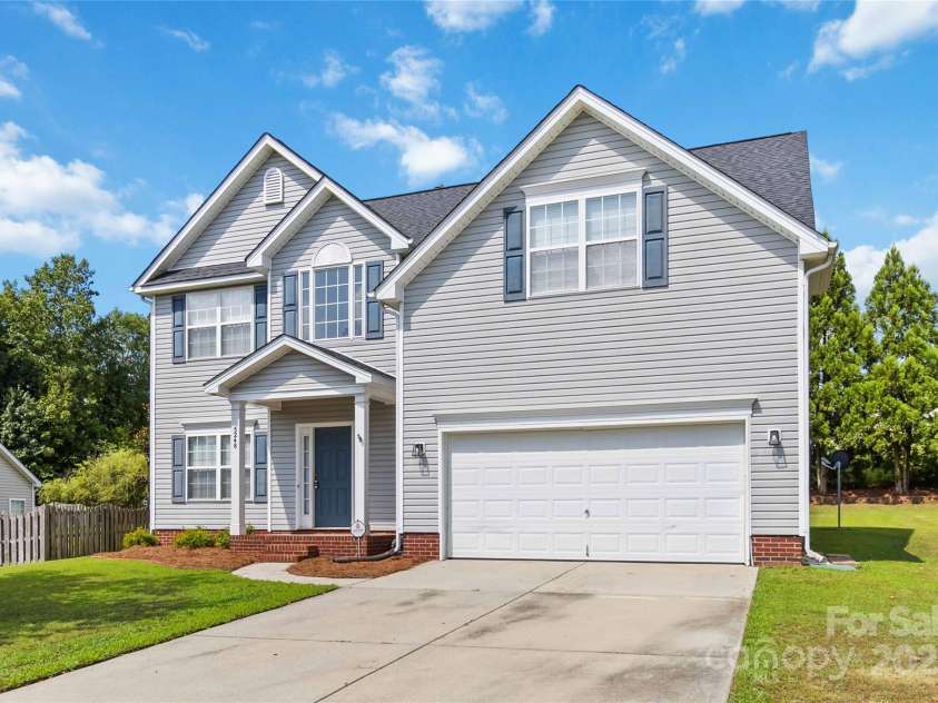 5248 Ellie Court, Concord, NC 28025.  MLS# CAR4281338, YatesRealty ID 26288. 
